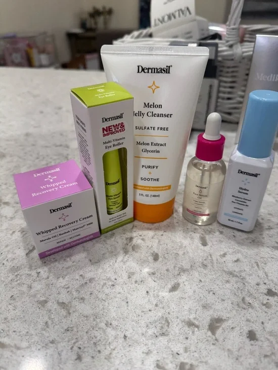 Dermasil Labs 5-Piece Skincare Collection ✨ Complete Glow Ritual Set • New - Picture 3 of 8